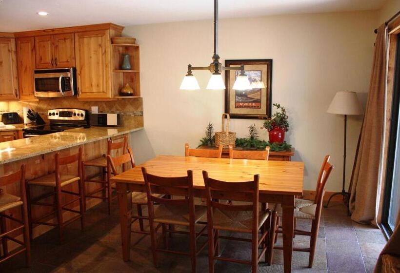 شقة غرفتين, Vail Racquet Club Mountain Resort