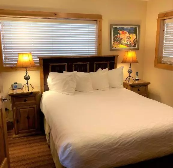 ２ベッドルームアパートメント, Vail Racquet Club Mountain Resort
