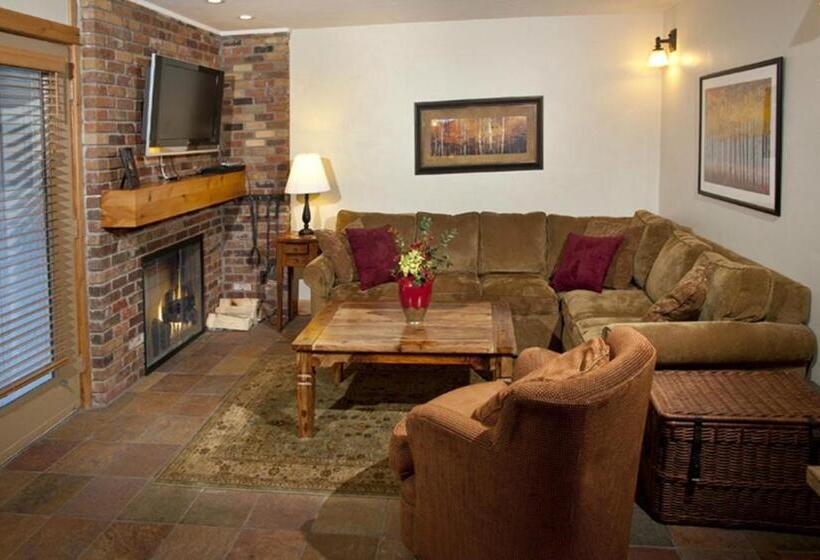 شقة غرفتين, Vail Racquet Club Mountain Resort