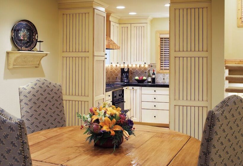 منزل 3 غرف نوم, Vail Racquet Club Mountain Resort