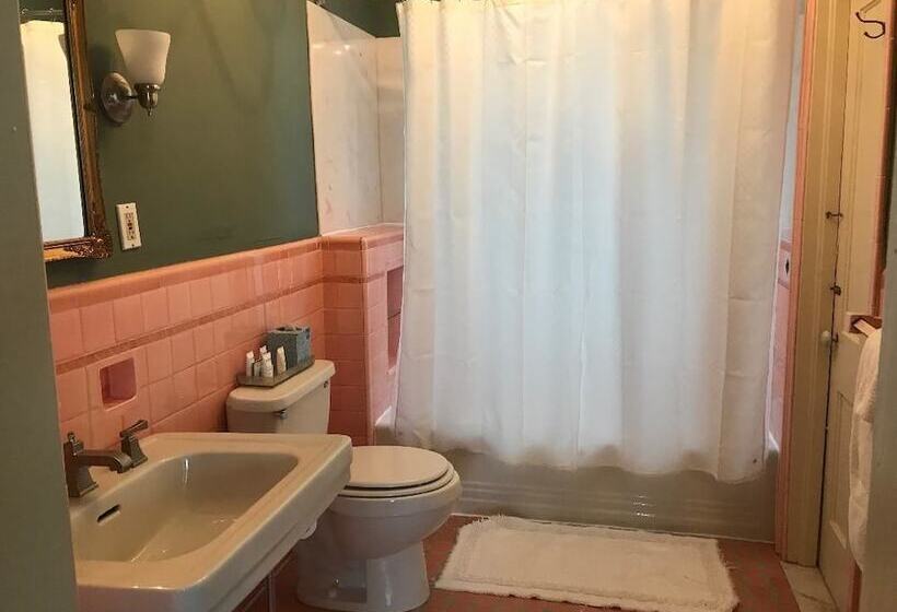 חדר פרמיום, Vandiver Inn