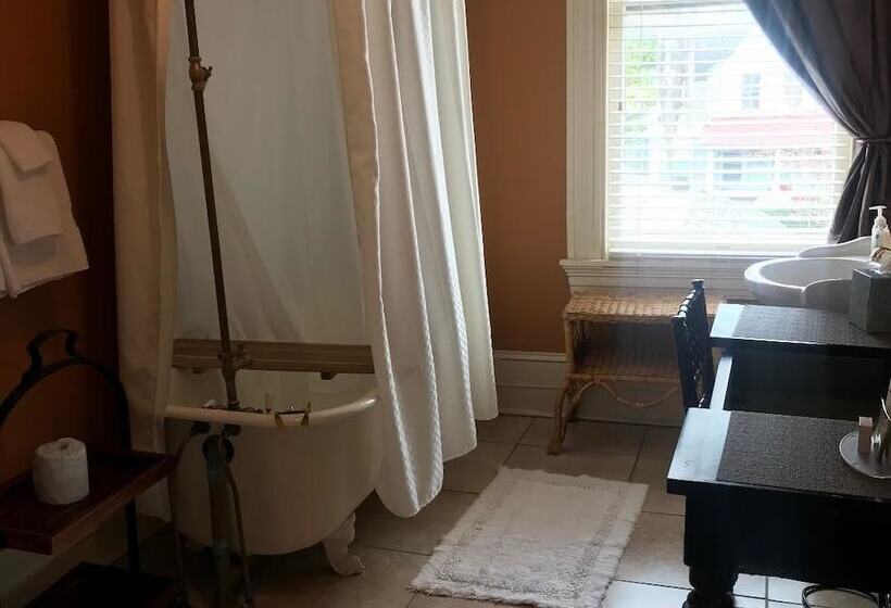 חדר פרמיום, Vandiver Inn