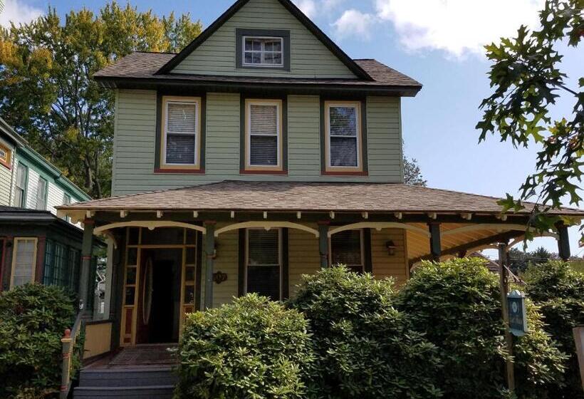 בית, חדר שינה 1, Vandiver Inn