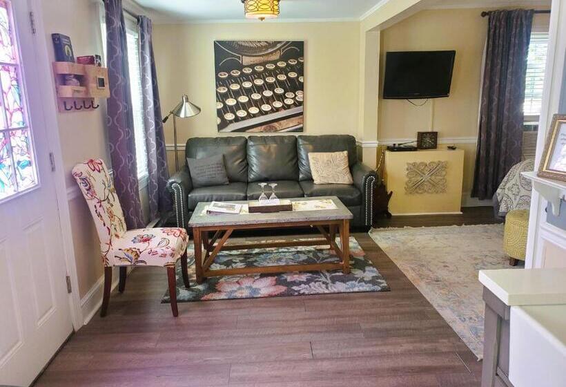 Дом 1 Спальня, Vandiver Inn