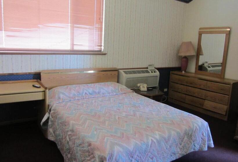 带厨房的标准房间, Warrick Plaza Inn