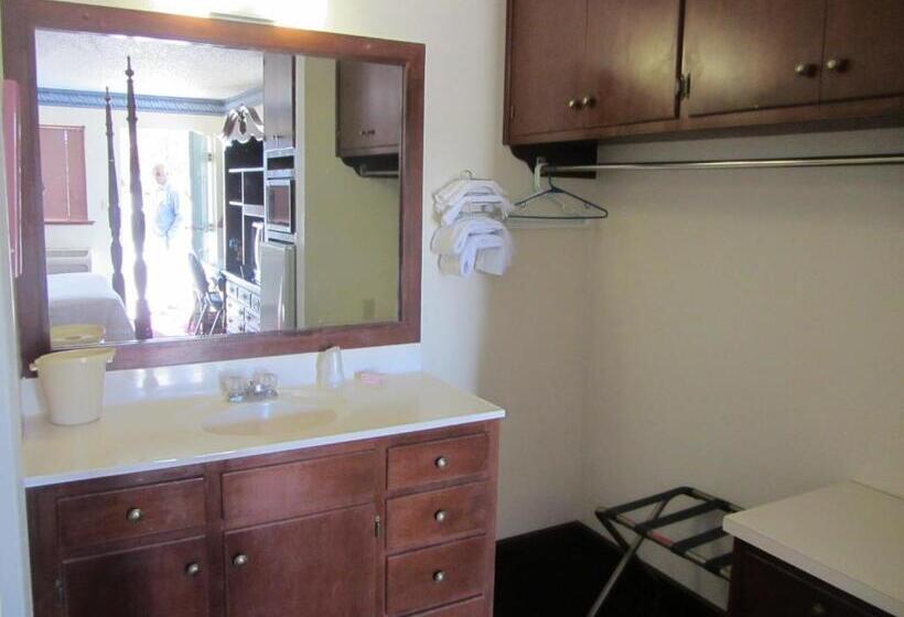 标准间, Warrick Plaza Inn