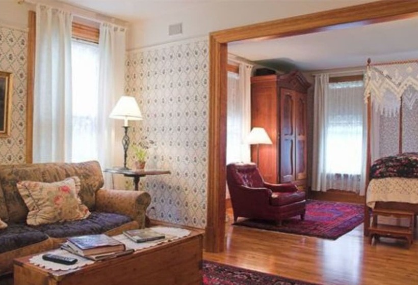 Люкс с гидромассажем, White Lace Inn