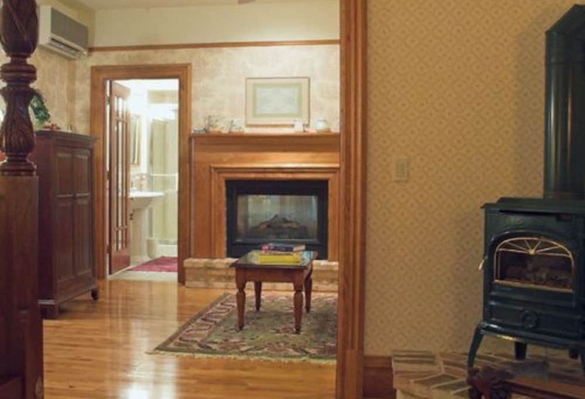 Люкс с гидромассажем, White Lace Inn