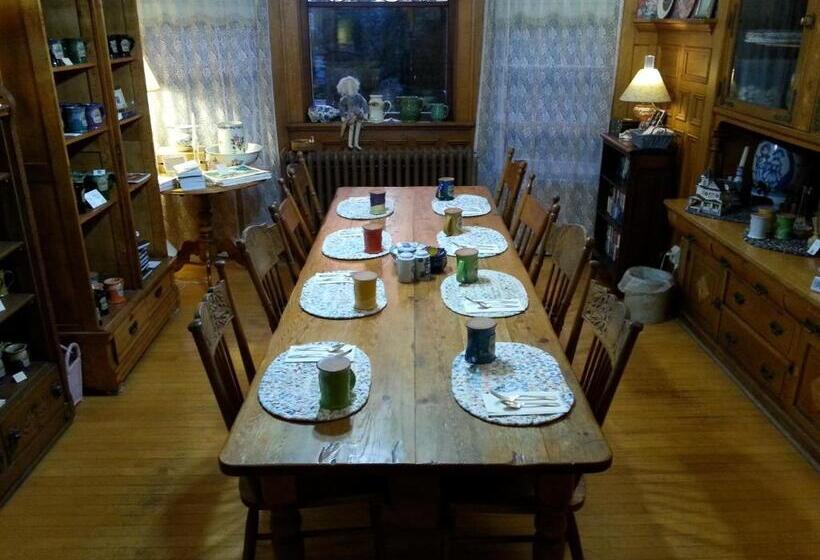 Люкс Повышенной Комфортности, White Lace Inn