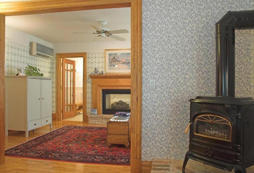 Люкс Deluxe Кровать Кинг, White Lace Inn