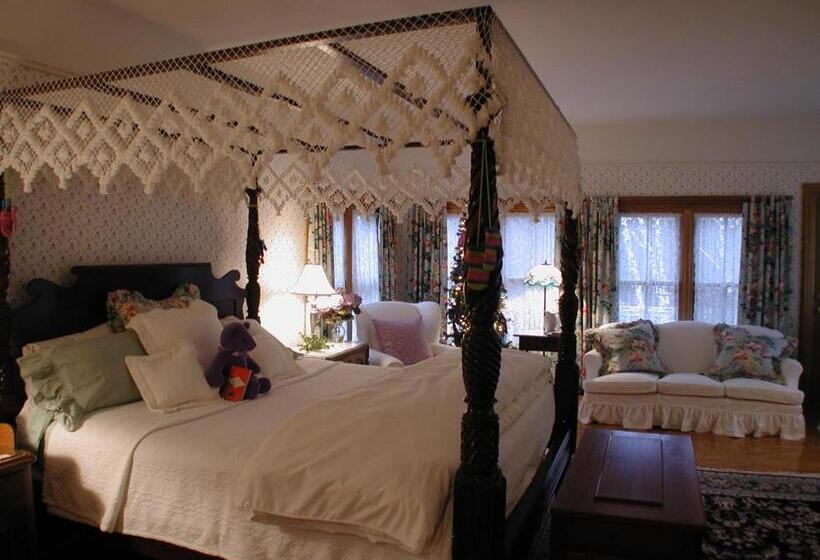 Люкс с гидромассажем, White Lace Inn