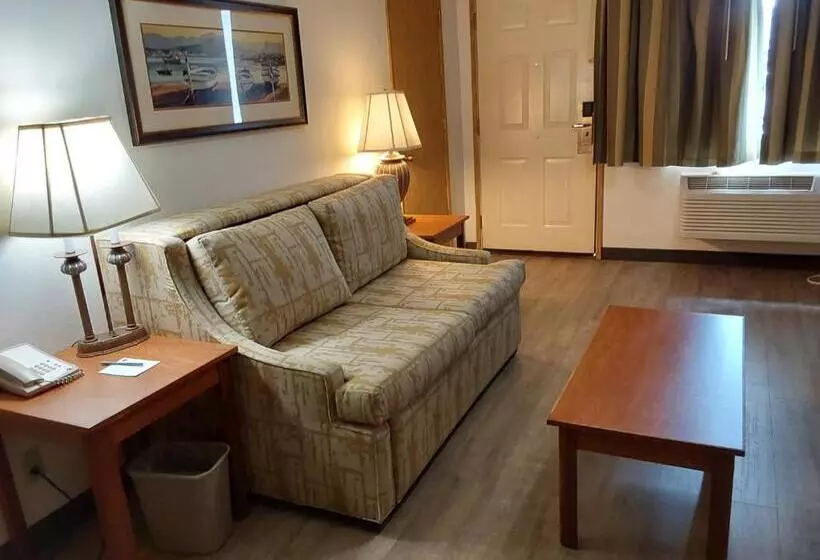 デラックススイート, Lavissh Inn & Suites