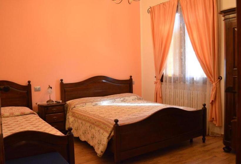اتاق استاندارد سه تخته با چشم‌انداز استخر, Agriturismo Da Pudech