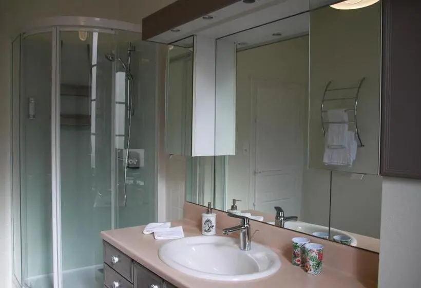 スタンダード４人部屋, La Maison Duffour Chambres D Hôtes Avec Petit Déjeuner
