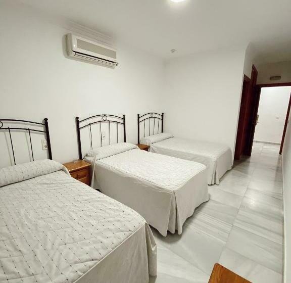 スタンダードトリプルルーム, Hostal El Molino