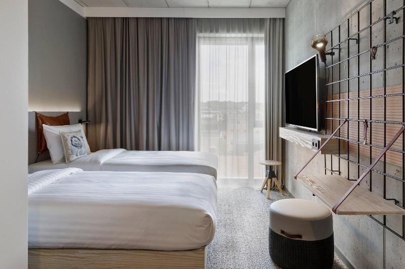 اتاق استاندارد, Moxy Kaunas Center