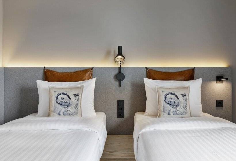 اتاق استاندارد, Moxy Kaunas Center