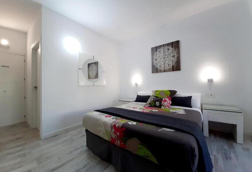 غرفة قياسية مزوَّدة بتراس, Finca La Barca