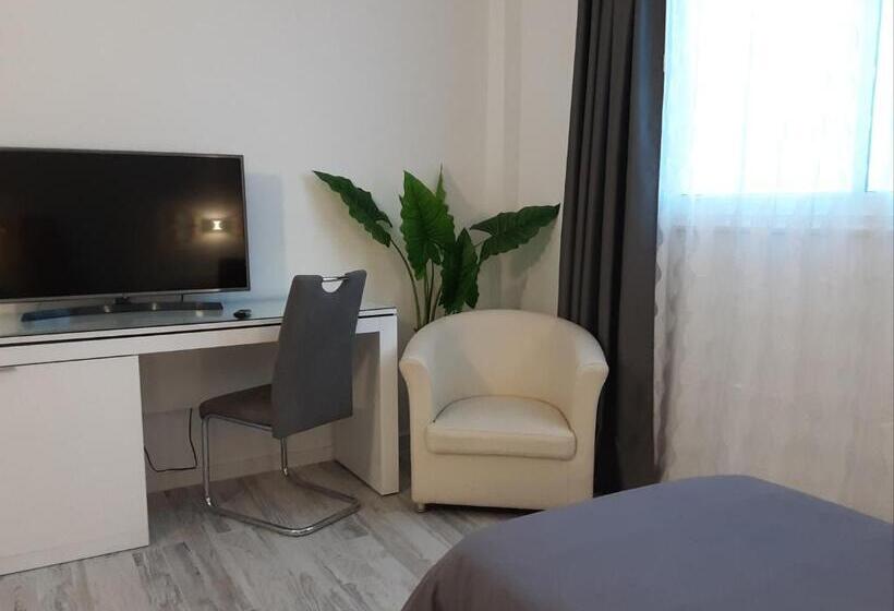 غرفة قياسية مطلّة علي البحر, Finca La Barca