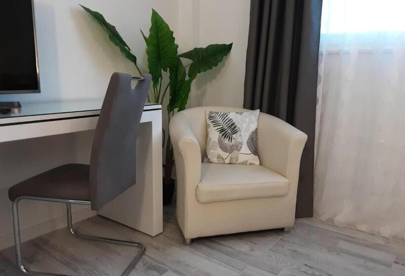 غرفة قياسية مطلّة علي البحر, Finca La Barca