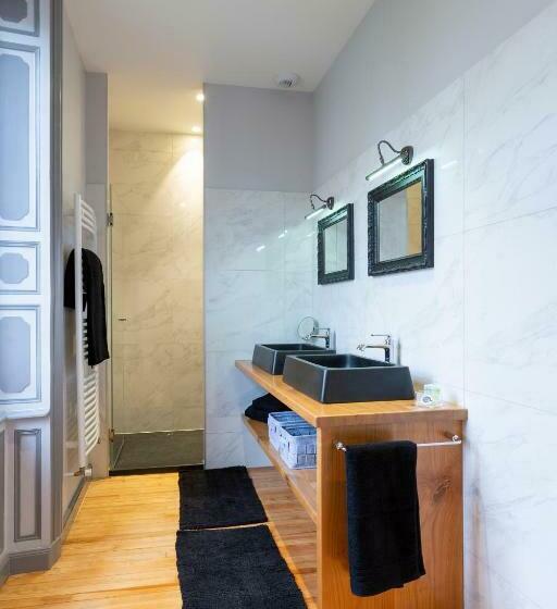 Номер Стандарт, L'enclos De Ribains