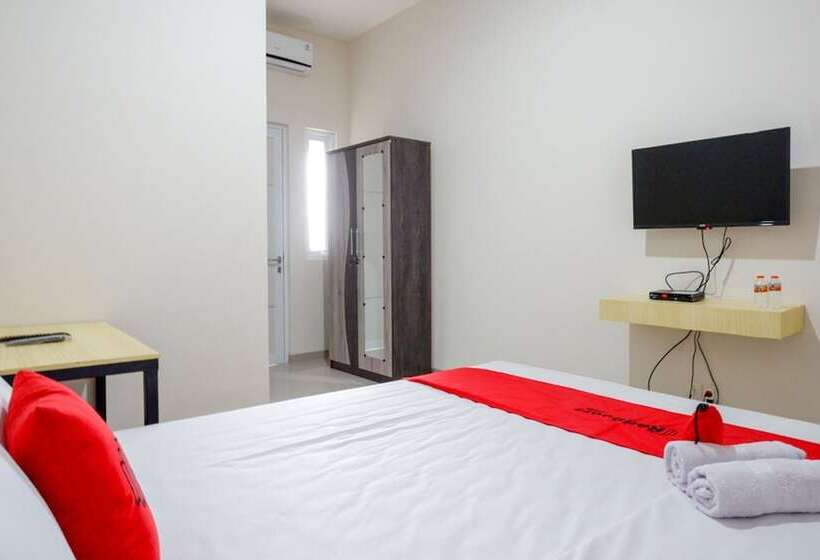 标准间, Reddoorz Near Pacific Mall Tegal 2