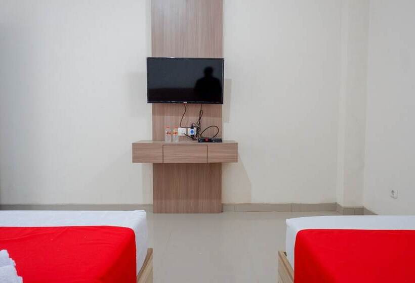 家庭间, Reddoorz Near Pacific Mall Tegal 2