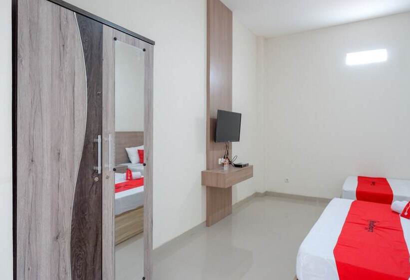 家庭间, Reddoorz Near Pacific Mall Tegal 2