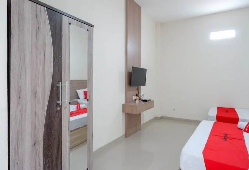 ファミリールーム, Reddoorz Near Pacific Mall Tegal 2