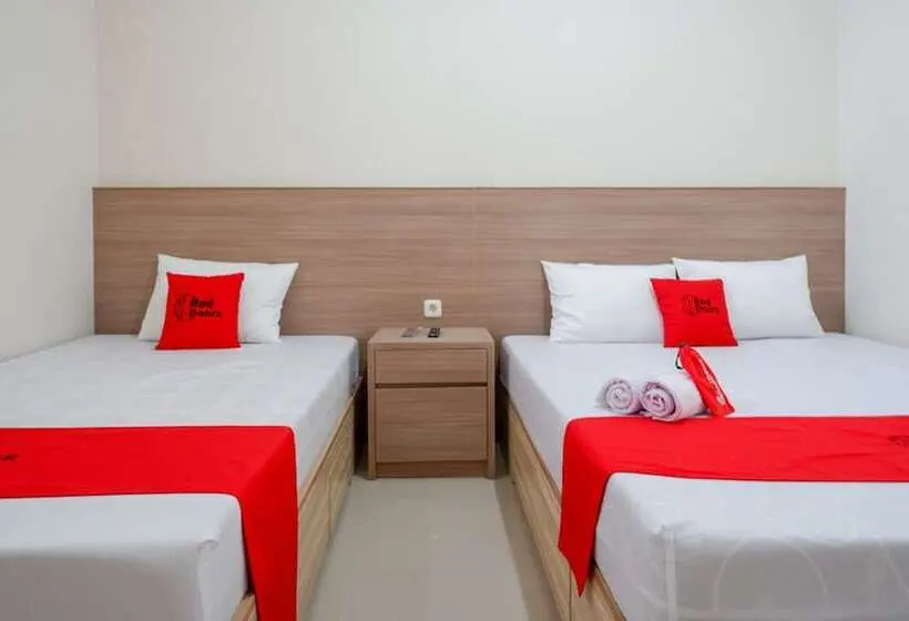 ファミリールーム, Reddoorz Near Pacific Mall Tegal 2