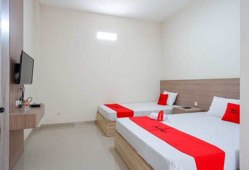 家庭间, Reddoorz Near Pacific Mall Tegal 2