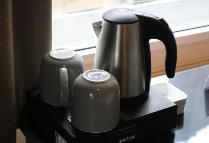 Номер Стандарт, Norfolk Arms