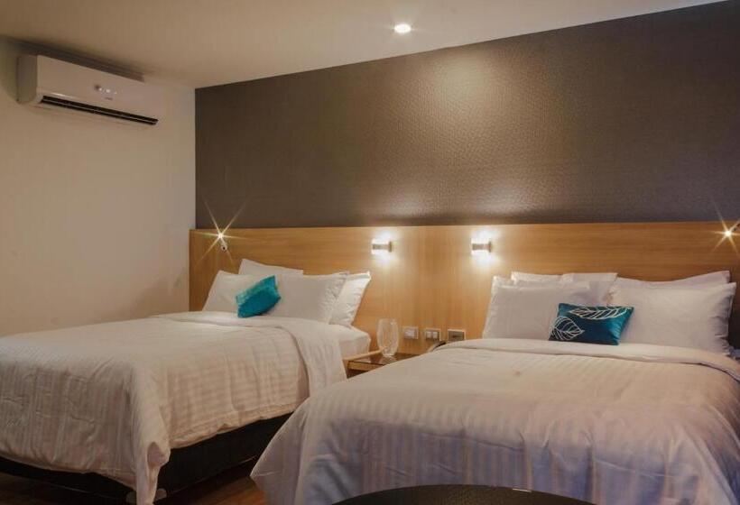 스탠다드 룸 더블 침대 2개, Kavia Monterrey