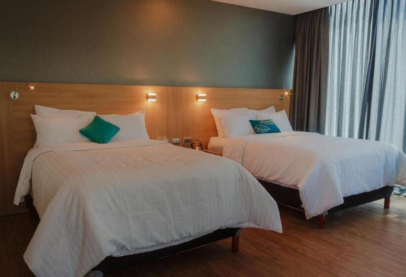 스탠다드 룸 더블 침대 2개, Kavia Monterrey