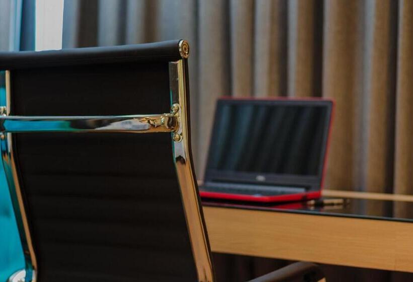 스탠다드 룸 킹사이즈 침대, Kavia Monterrey