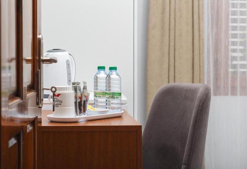 Номер Стандарт Трехместный, Homelike Guest House