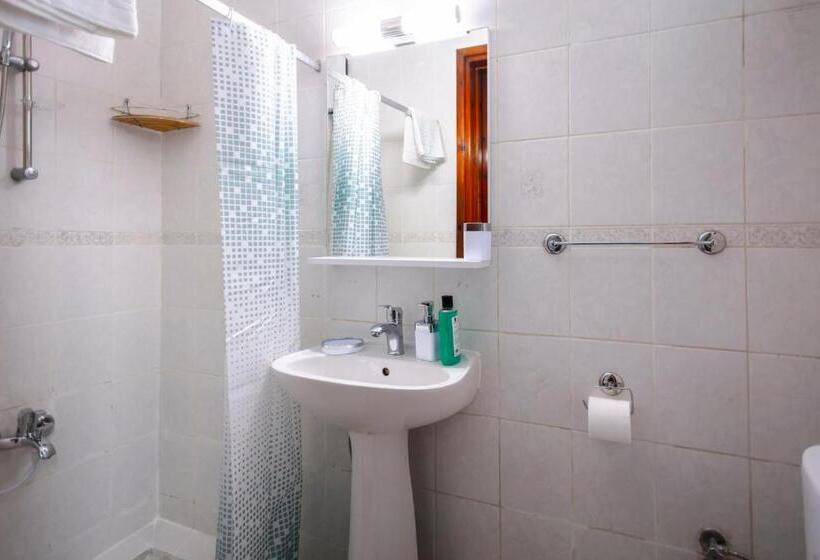 Семейный Номер, Homelike Guest House