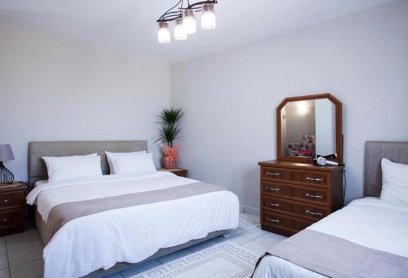 Семейный Номер, Homelike Guest House