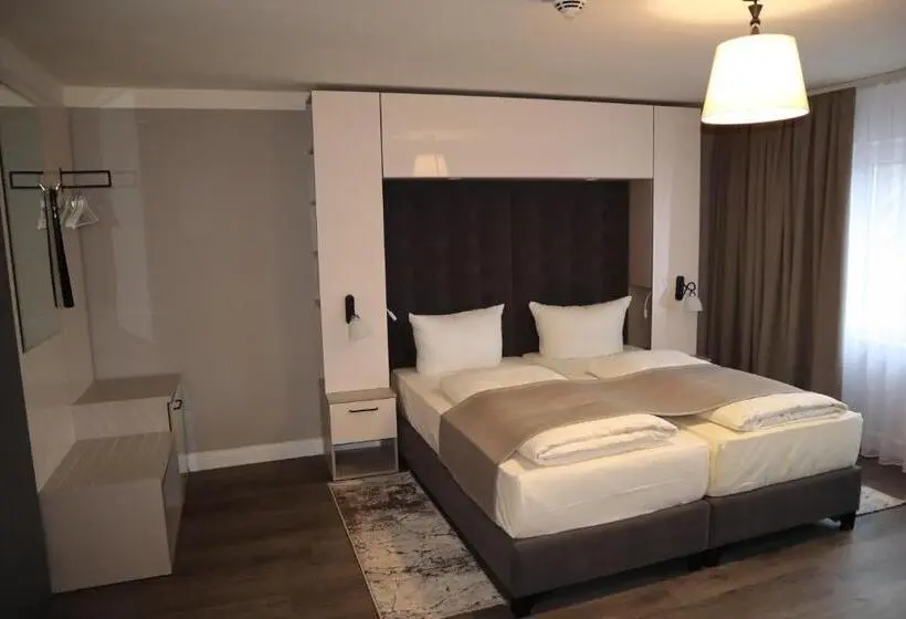 Quarto Familiar, Bispinger Hof
