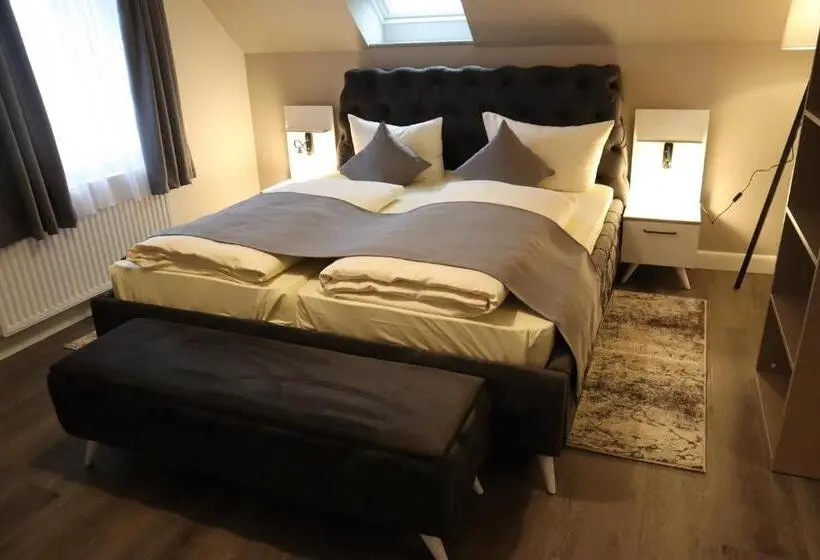 Quarto Quádruplo Standard, Bispinger Hof