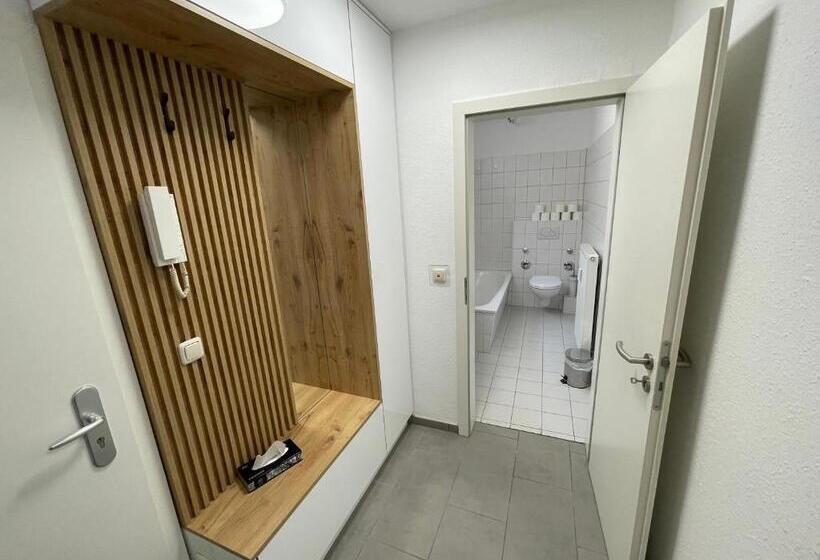 Апартаменты 1 Спальня, Bispinger Hof