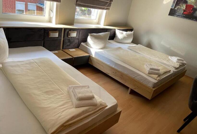 Апартаменты 1 Спальня с Балконом, Bispinger Hof