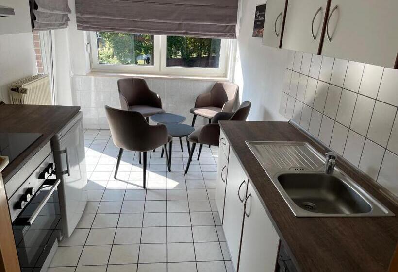 Апартаменты 1 Спальня с Балконом, Bispinger Hof