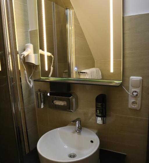 Четырехместный Номер Стандарт, Bispinger Hof