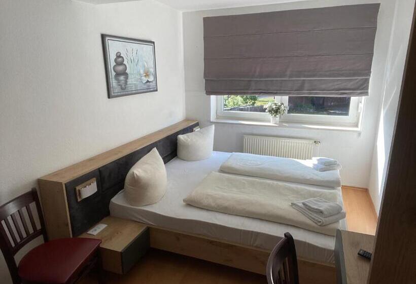 Апартаменты 1 Спальня, Bispinger Hof