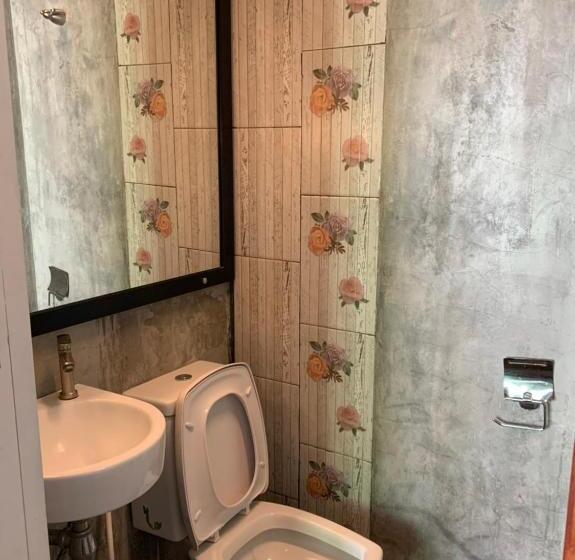 标准间, Baan Khun Nine