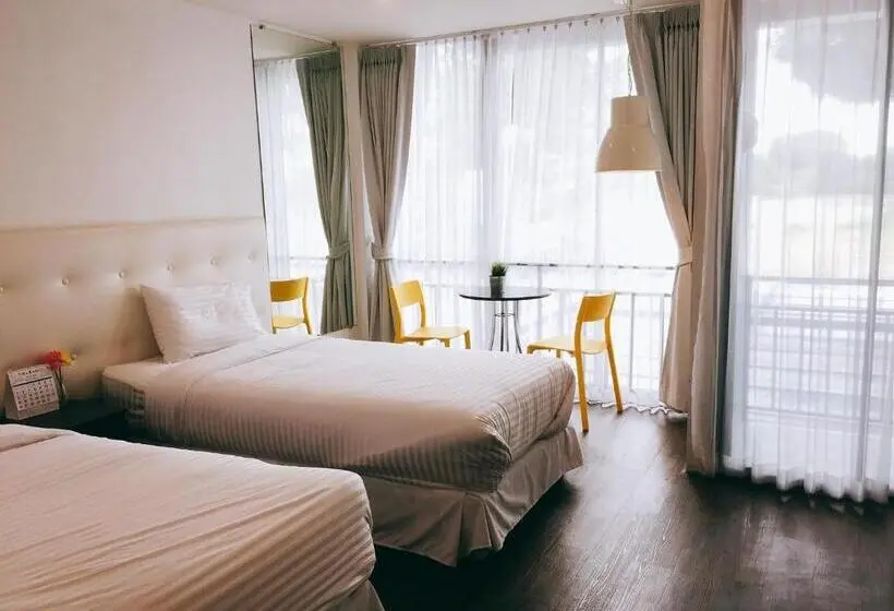 Deluxe Værelse, Baan Khun Nine