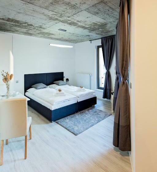 バルコニー付きスタンダードステューディオ, Exclusive Penzion Viva Residence