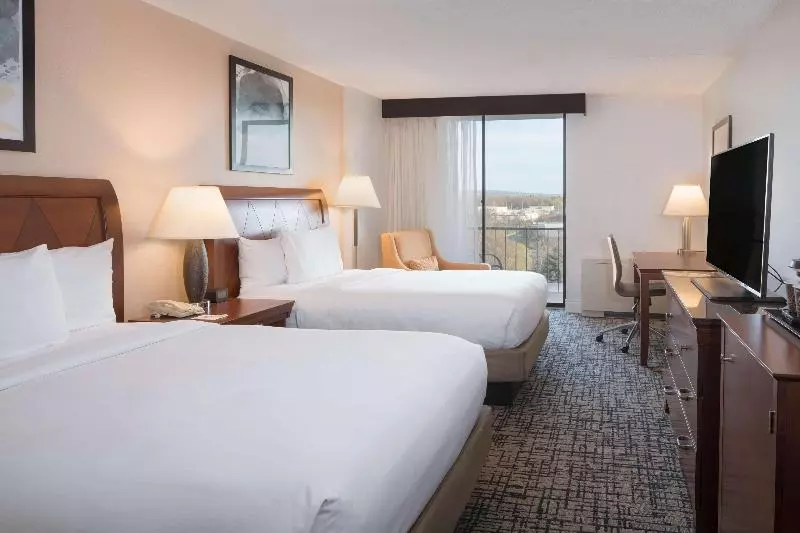 バルコニー付きスタンダードルーム, Doubletree By Hilton Hotel Syracuse