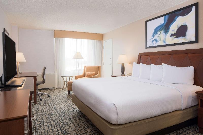 Стандартный Номер Кровать Кинг, Doubletree By Hilton Hotel Syracuse